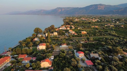 Μονοκατοικία, 190τ. μ.