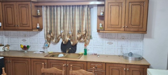 Μονοκατοικία, 265τ. μ.