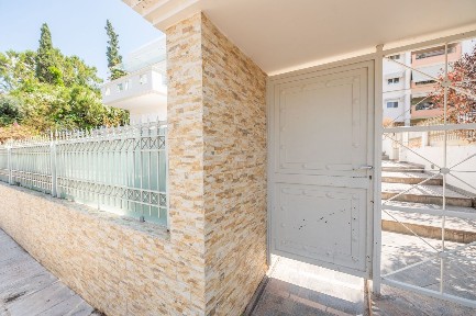 Μονοκατοικία, 380τ. μ.