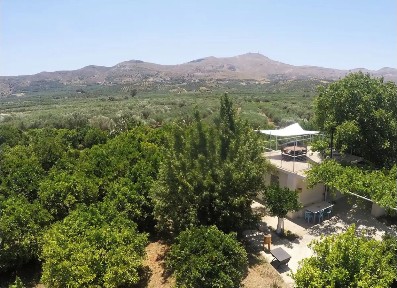 Μονοκατοικία, 30τ. μ.