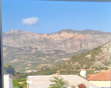 Μονοκατοικία, 70τ. μ.