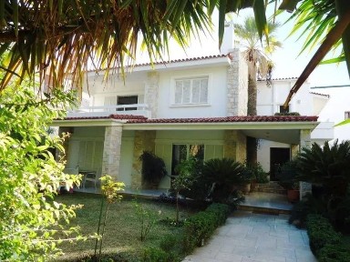 Κάτω Γλυφάδα, Γλυφάδα (Αθήνα - Νότια Προάστια)
