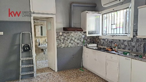 Μονοκατοικία, 65τ. μ.