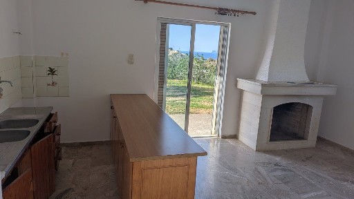 Μονοκατοικία, 50τ. μ.