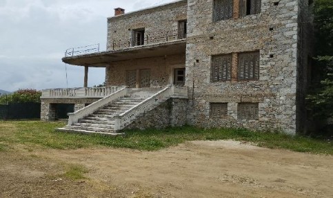 Μονοκατοικία, 754τ. μ.