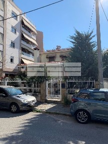 Μονοκατοικία, 250τ. μ.