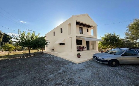 Μονοκατοικία, 307τ. μ.