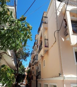 Κτίριο, 600τ. μ.