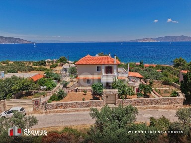 Άγιος Γεώργιος, Μέθανα (Νησιά Αργοσαρωνικού)