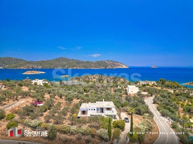 Μονοκατοικία, 236τ. μ.