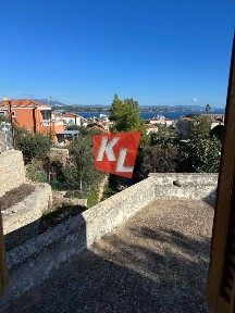 Μονοκατοικία, 272τ. μ.