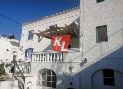 Κέντρο, Σπέτσες (Νησιά Αργοσαρωνικού)