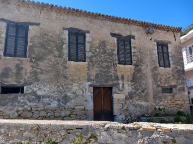 Μονοκατοικία, 130τ. μ.