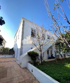 Κέντρο, Σπέτσες (Νησιά Αργοσαρωνικού)