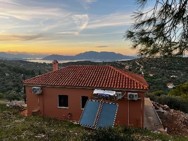 Μονοκατοικία, 60τ. μ.