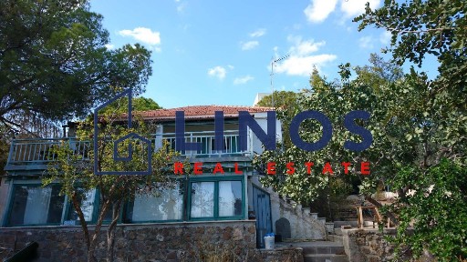 Πόρτες, Αίγινα (Νησιά Αργοσαρωνικού)