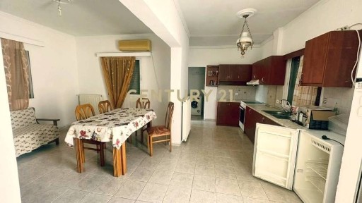 Περιστέρια, Σαλαμίνα (Νησιά Αργοσαρωνικού)