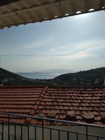 Μονοκατοικία, 85τ. μ.