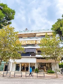 Σταυρός, Αγία Παρασκευή (Αθήνα - Βόρεια Προάστια)