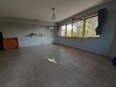 Κέντρο, Κρυονέρι (Αθήνα - Βόρεια Προάστια)
