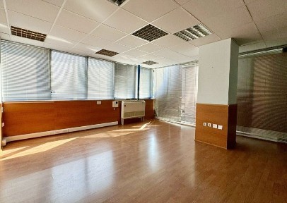 Γραφείο, 650τ. μ.