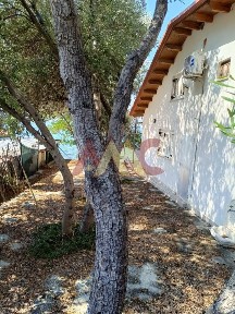 Μονοκατοικία, 70τ. μ.