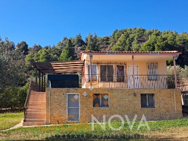 Μονοκατοικία, 95τ. μ.