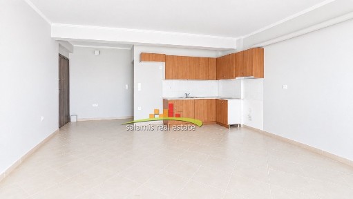 Παλούκια, Σαλαμίνα (Νησιά Αργοσαρωνικού), Ακτή Σαλαμινομάχων, Παλούκια 18900