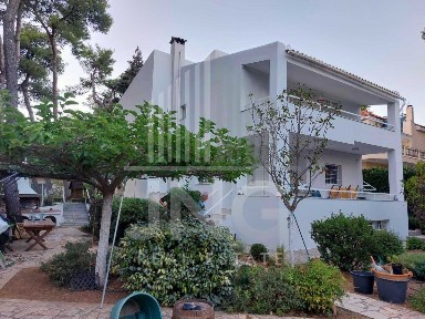 Φασιδέρη, Άνοιξη (Αθήνα - Βόρεια Προάστια)