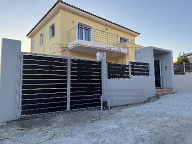 Μονοκατοικία, 450τ. μ.