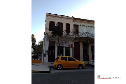 Κτίριο, 230τ. μ.