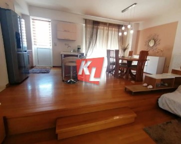 Μονοκατοικία, 340τ. μ.
