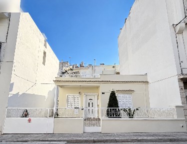 Μονοκατοικία, 83τ. μ.