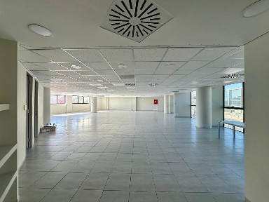 Κατάστημα, 300τ. μ.