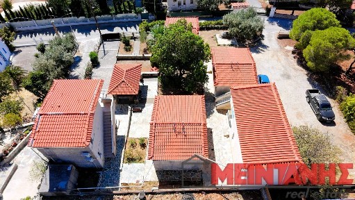 Συγκρότημα διαμερισμάτων, 182τ. μ.