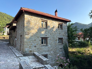 Μονοκατοικία, 115τ. μ.