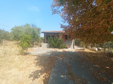 Μονοκατοικία, 65τ. μ.