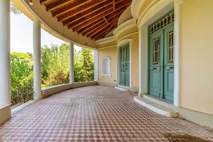 Μονοκατοικία, 283τ. μ.