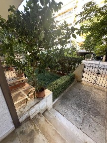 Πλατεία Παπαδιαμάντη, Άνω Πατήσια (Αθήνα - Κέντρο)