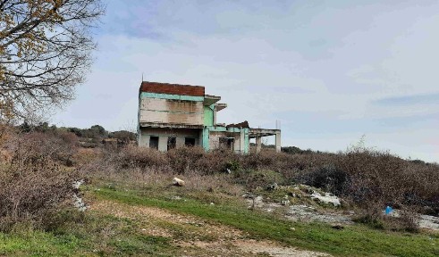 Μονοκατοικία, 328τ. μ.