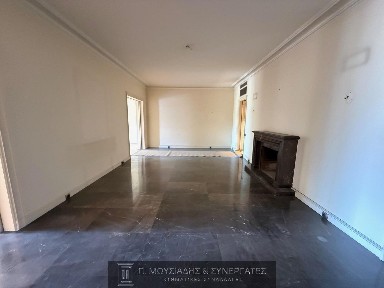 Διαμέρισμα, 370τ. μ.